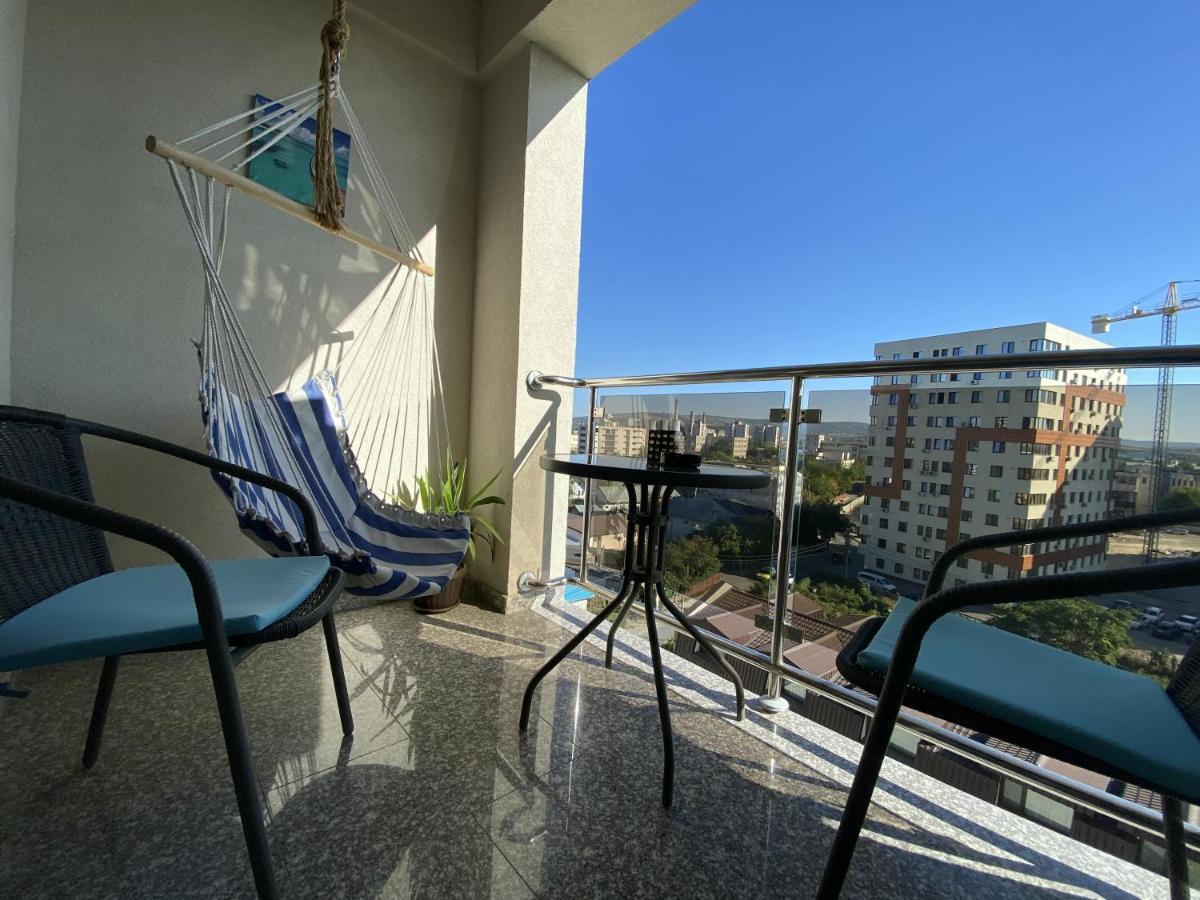 Rivera Apartments - Premium Accomodation 雅西 外观 照片