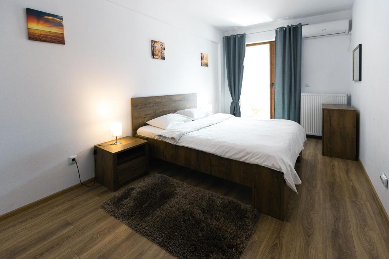 Rivera Apartments - Premium Accomodation 雅西 外观 照片