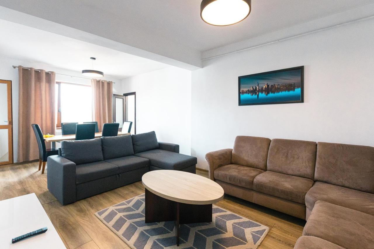 Rivera Apartments - Premium Accomodation 雅西 外观 照片