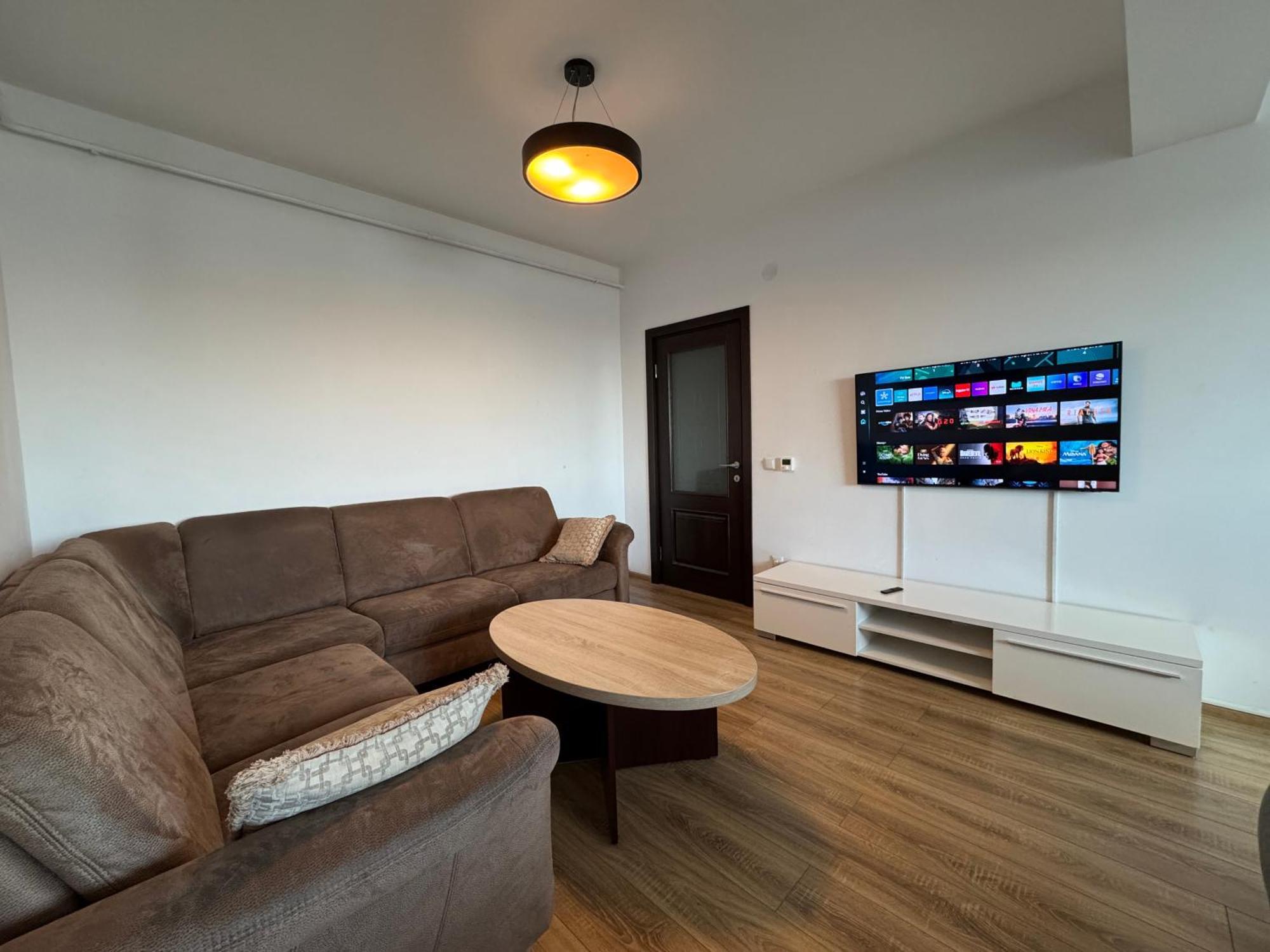 Rivera Apartments - Premium Accomodation 雅西 外观 照片