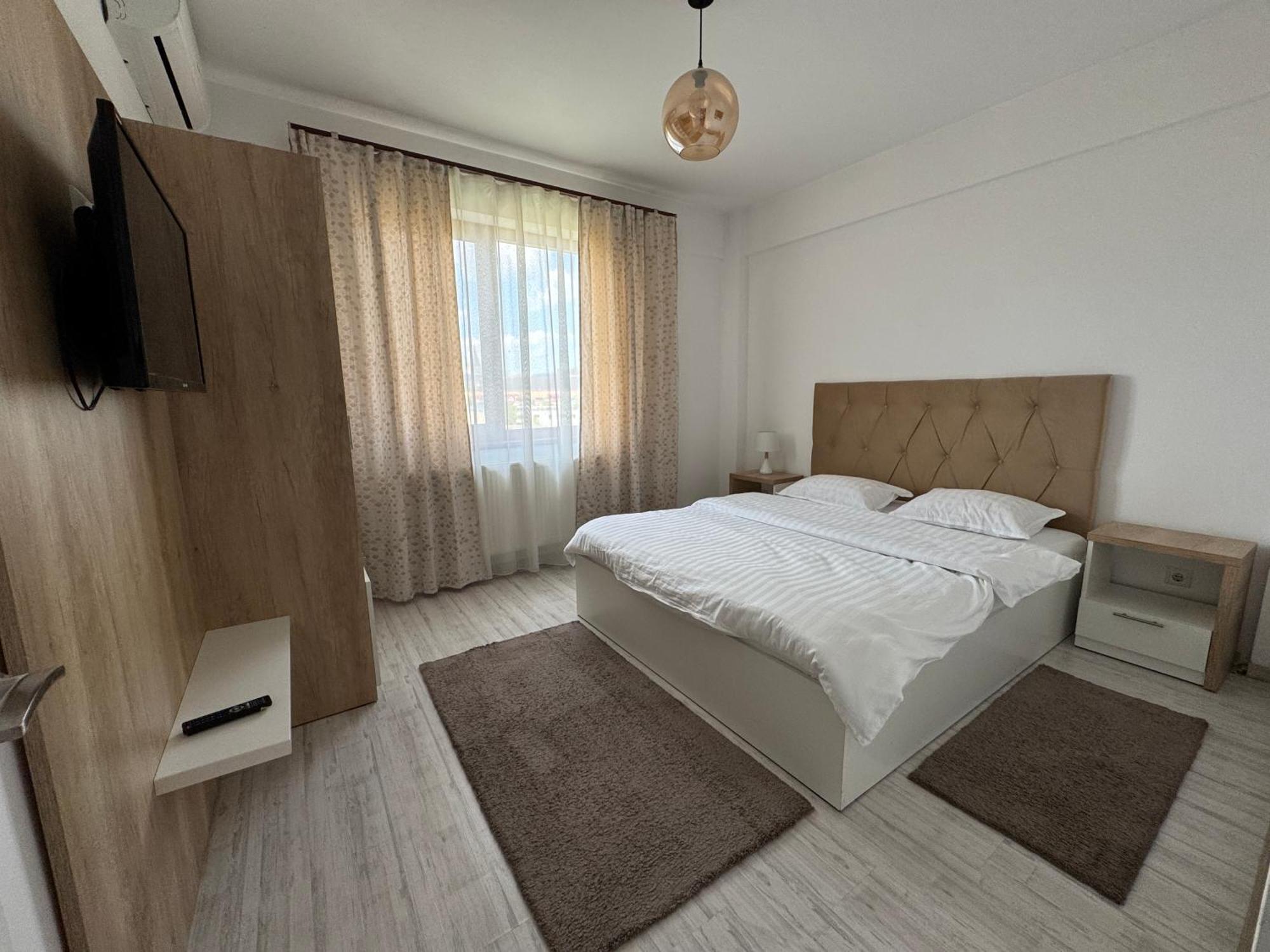 Rivera Apartments - Premium Accomodation 雅西 外观 照片