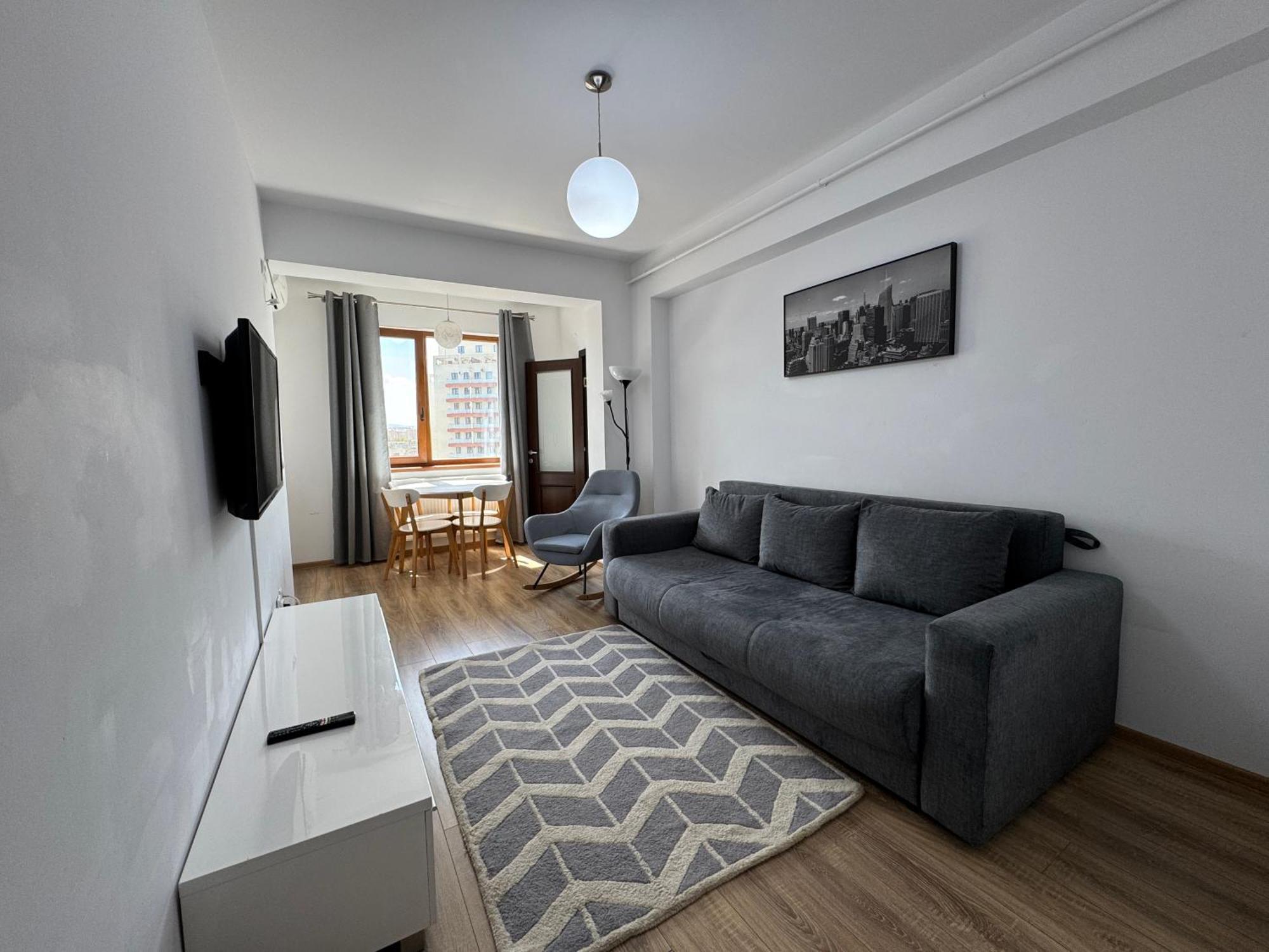 Rivera Apartments - Premium Accomodation 雅西 外观 照片